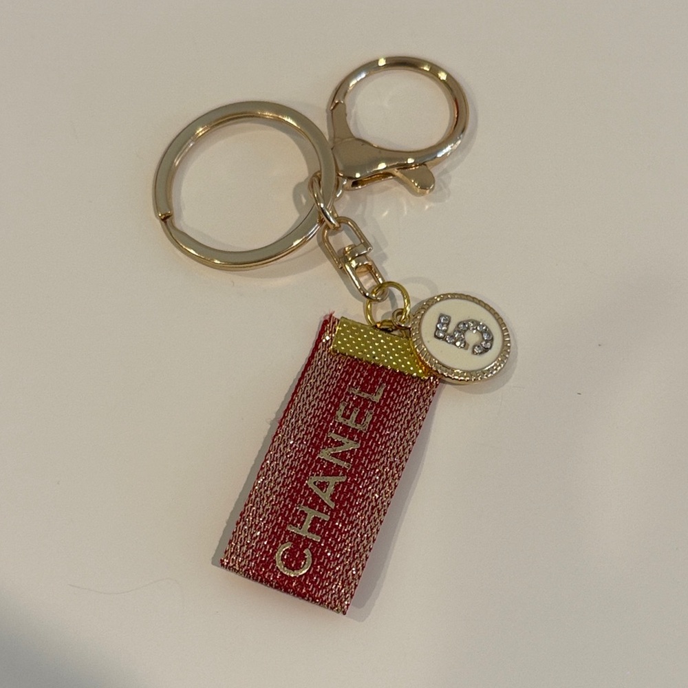 Chanel style keyring